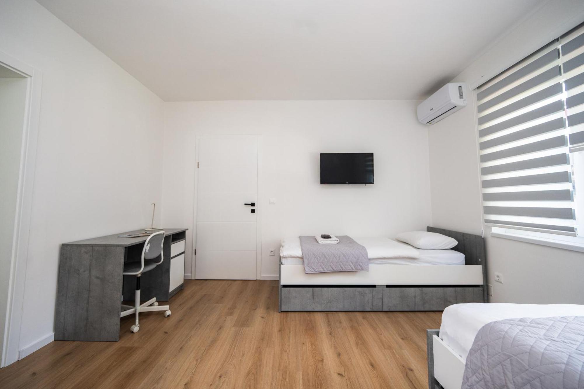 Bright 2Bdr Apartment With Balcony - Free Parking SJJ Eksteriør bilde