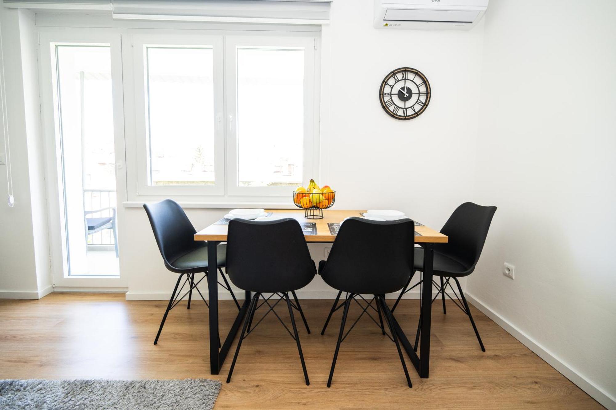 Bright 2Bdr Apartment With Balcony - Free Parking SJJ Eksteriør bilde