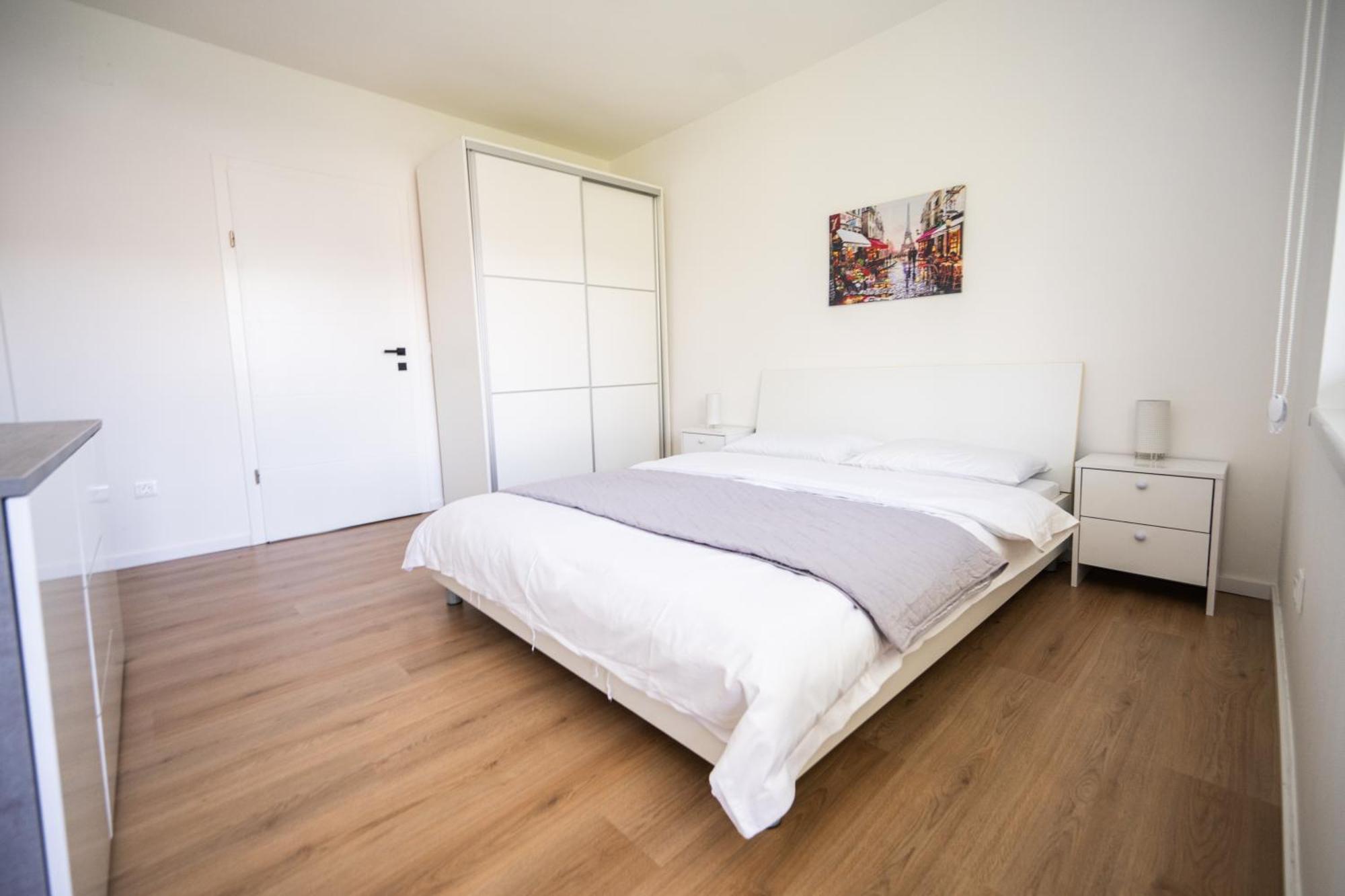 Bright 2Bdr Apartment With Balcony - Free Parking SJJ Eksteriør bilde