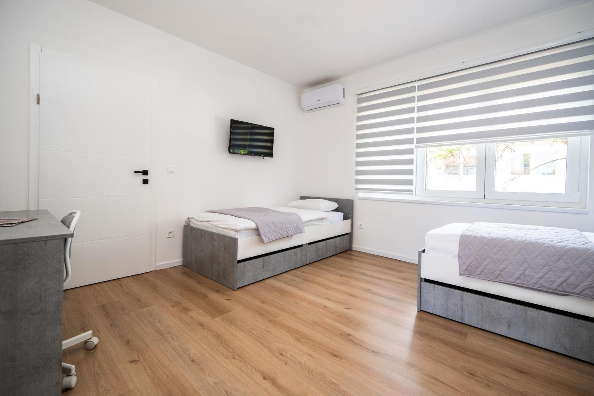 Bright 2Bdr Apartment With Balcony - Free Parking SJJ Eksteriør bilde